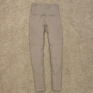 NWOT Alphalete Revival R6 Leggings